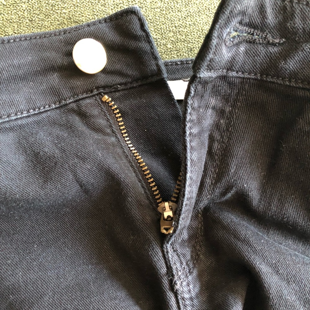 H&M stretch denim high-waisted shorts - Picture 3 of 7